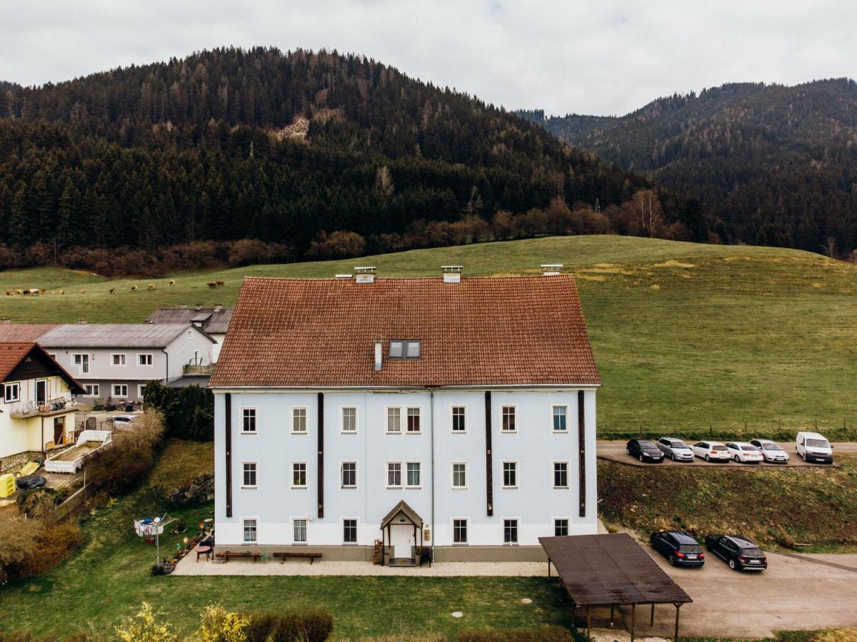 Sofia Apartment & Zimmer Sillweg Naehe Rebull Ring Fohnsdorf Dış mekan fotoğraf